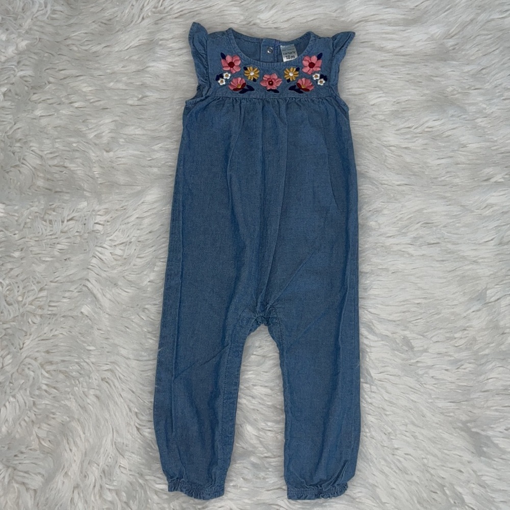 Carter’s romper size 18M